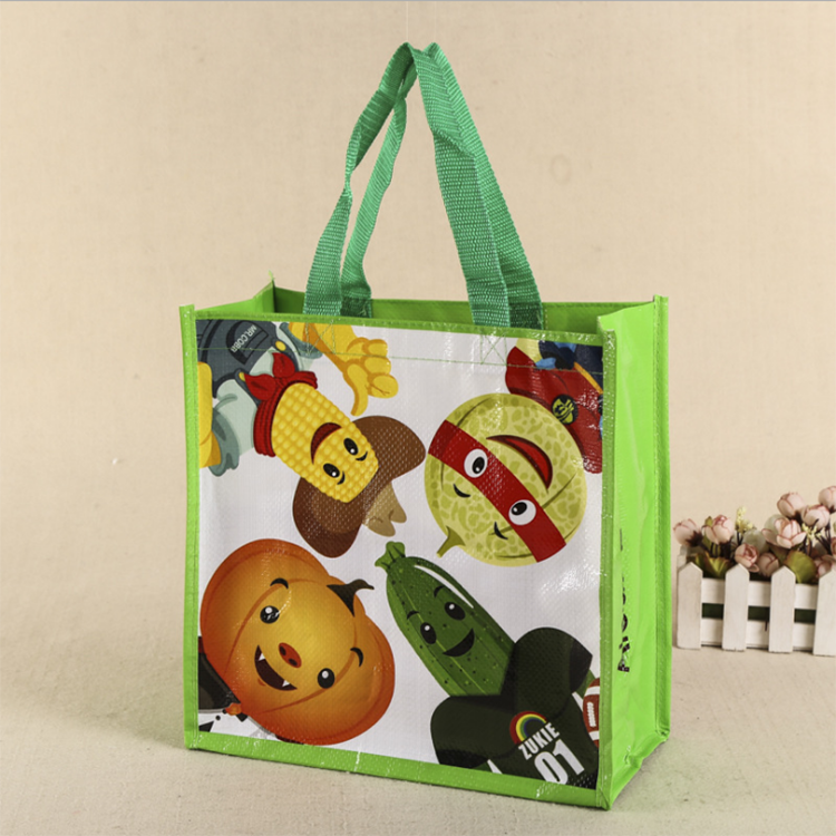 Matt laminated tote bags