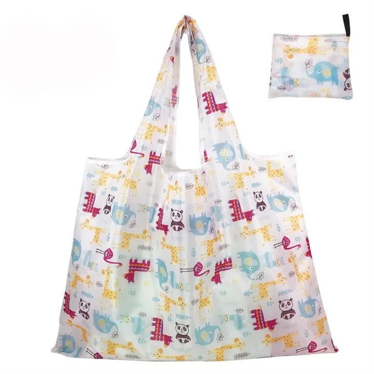 Переработанные многоразовые хозяйственные сумки